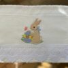 Toalha para lavabo Páscoa - coelhinho com ovos
